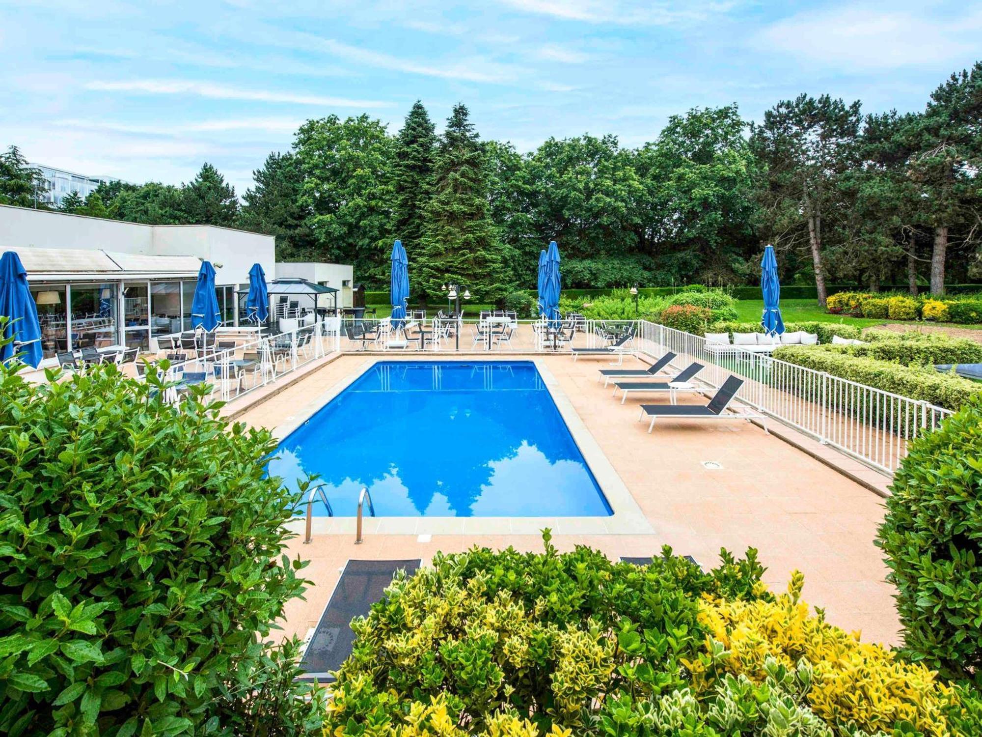 Novotel Rennes Alma Exterior foto